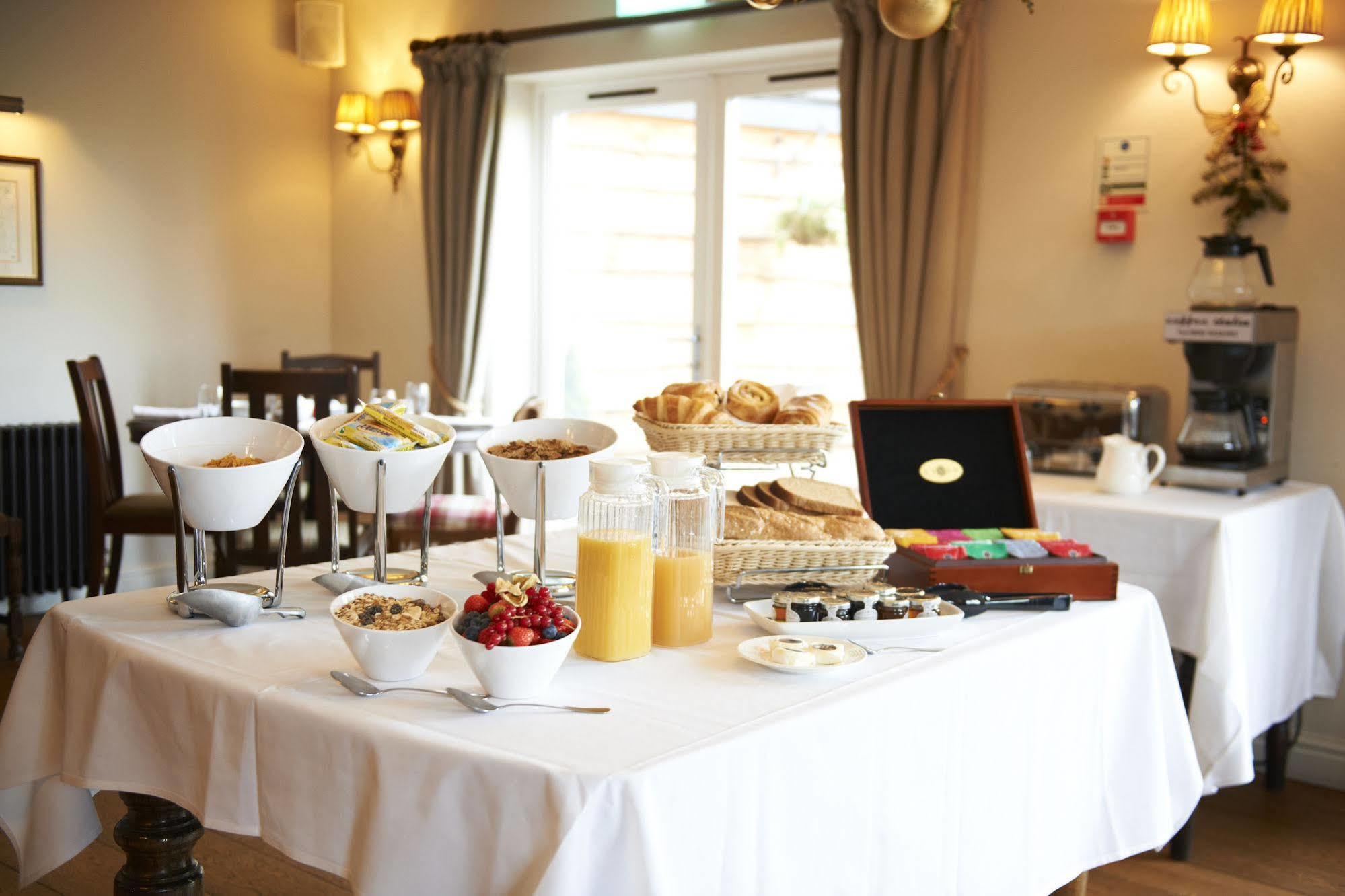 The Manor At Abberley Hotel Kültér fotó
